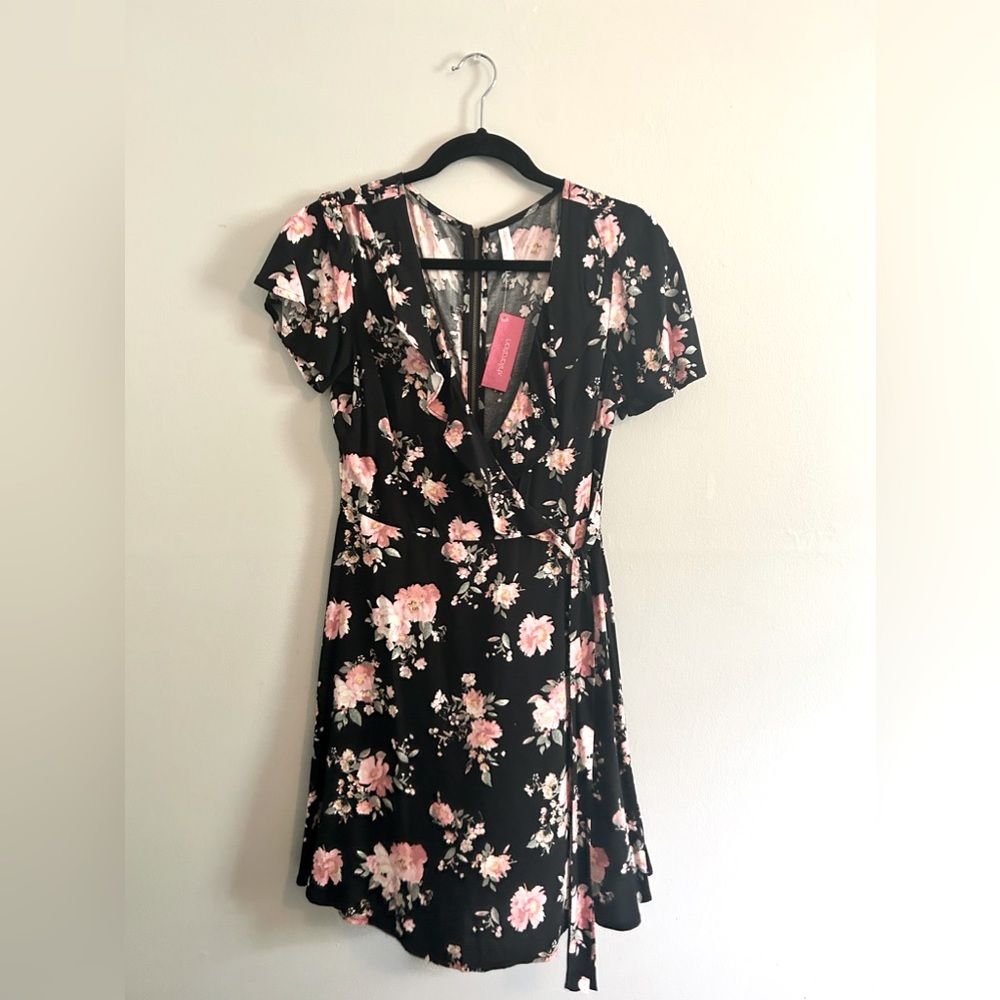 Flowy V-Neck Floral Dress